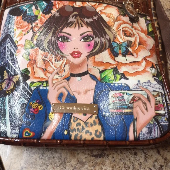 🦄 Nicole Lee Artistic Crossbody Bag with Floral and Butterfly Design - Picture 6 of 10